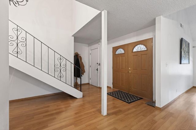 7124 Van Maren Ln, Citrus Heights, CA 95621