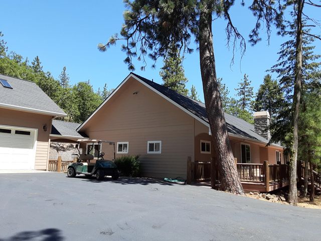 5831 Old Highway 99 S, Ashland, OR 97520
