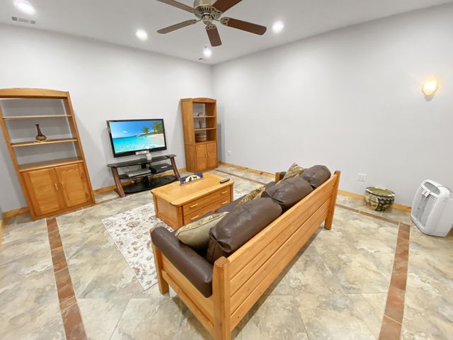 5831 Old Highway 99 S, Ashland, OR 97520
