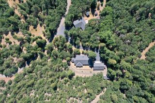 5831 Old Highway 99 S, Ashland, OR 97520