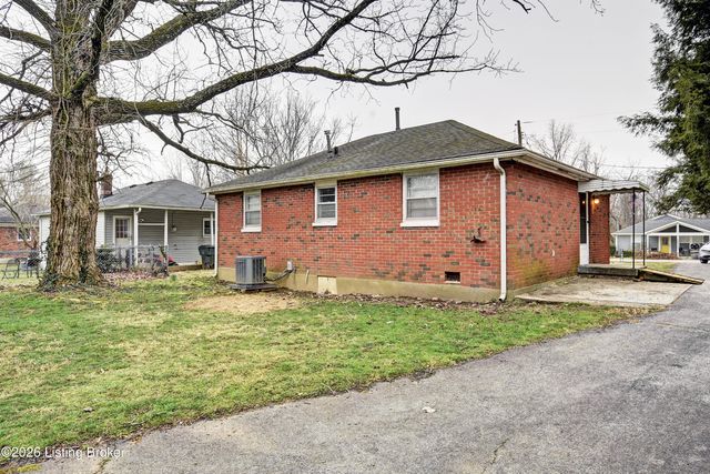 10103 Caldwell Dr, Jeffersontown, KY 40299