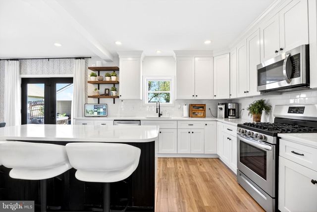 25015 MT. PLEASANT RD, Columbus, NJ 08022