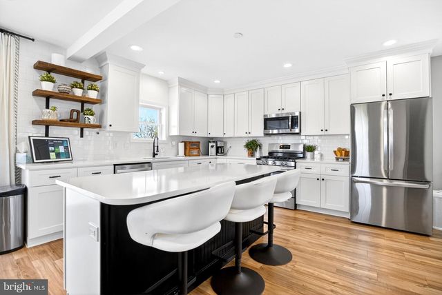 25015 MT. PLEASANT RD, Columbus, NJ 08022