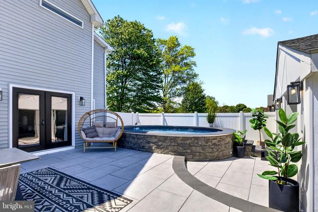25015 MT. PLEASANT RD, Columbus, NJ 08022