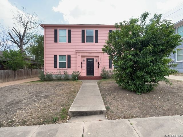 1020 W French Pl Apt 4, San Antonio, TX 78212