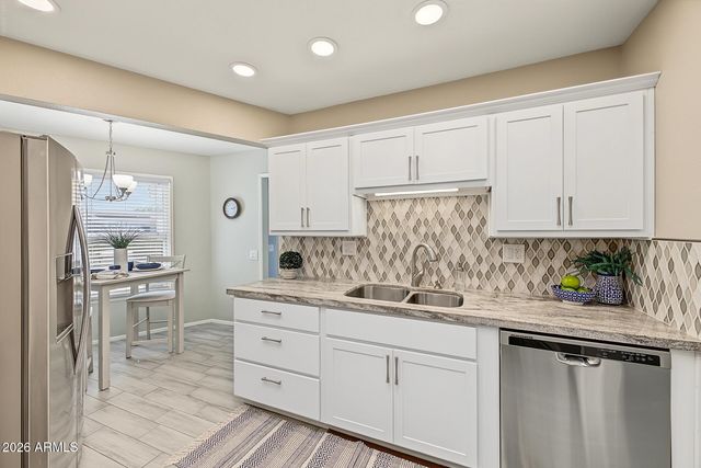 17473 N DEL WEBB Boulevard, Sun City, AZ 85373