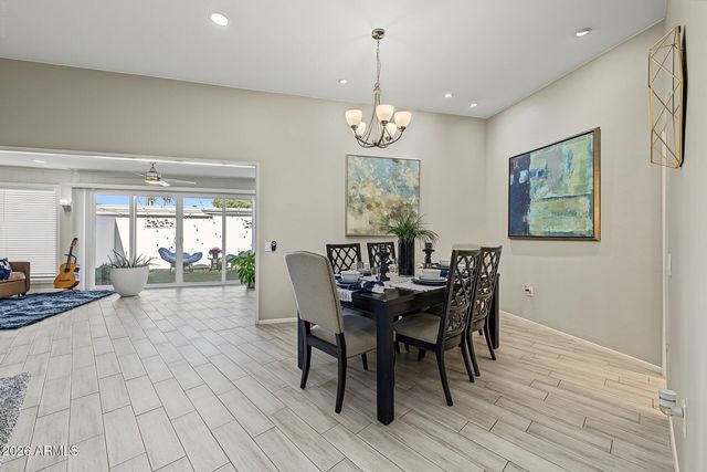 17473 N DEL WEBB Boulevard, Sun City, AZ 85373