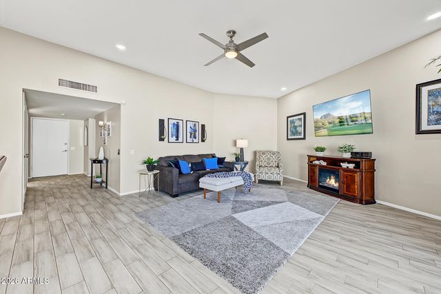 17473 N DEL WEBB Boulevard, Sun City, AZ 85373