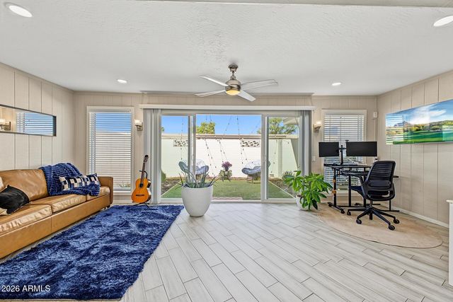 17473 N DEL WEBB Boulevard, Sun City, AZ 85373