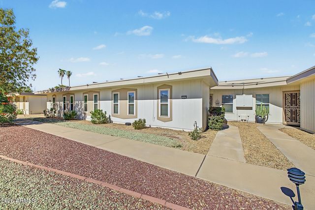 17473 N DEL WEBB Boulevard, Sun City, AZ 85373