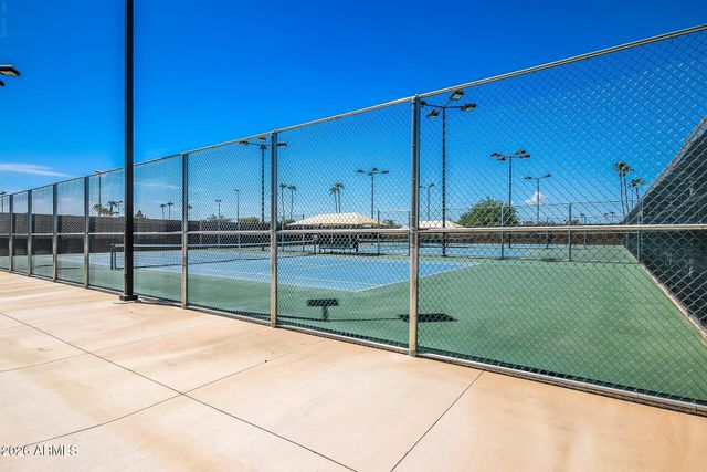 17473 N DEL WEBB Boulevard, Sun City, AZ 85373