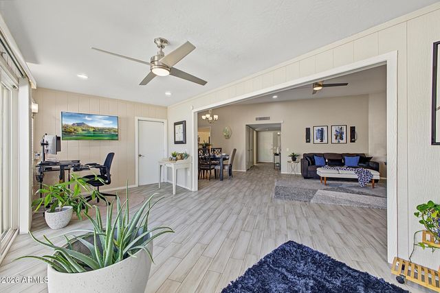 17473 N DEL WEBB Boulevard, Sun City, AZ 85373