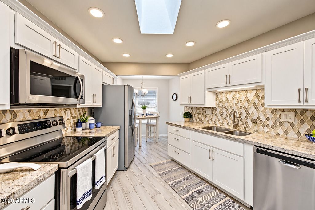 17473 N DEL WEBB Boulevard, Sun City, AZ 85373 — photo 2