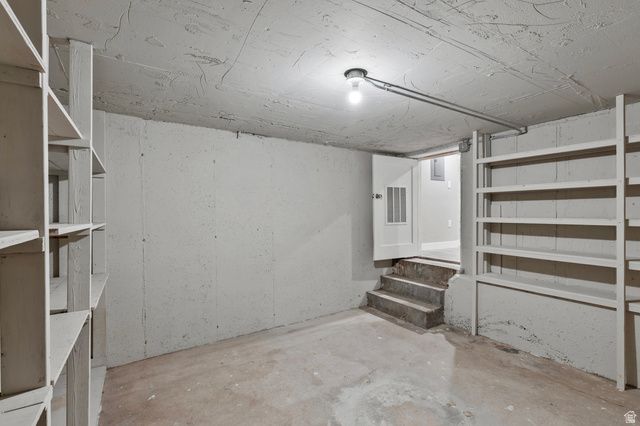 820 HILLCREST AVE, Logan, UT 84321