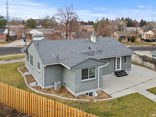 820 HILLCREST AVE, Logan, UT 84321