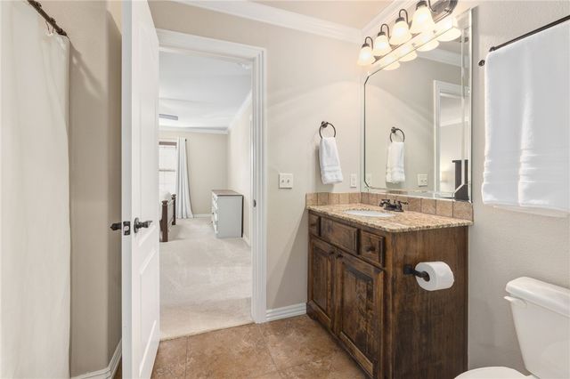 2772 N Signet Place, Fayetteville, AR 72703