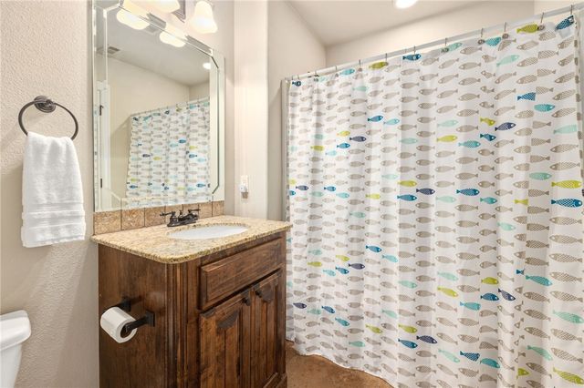 2772 N Signet Place, Fayetteville, AR 72703