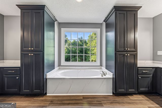 1070 Cannon Bridge Road, Demorest, GA 30535