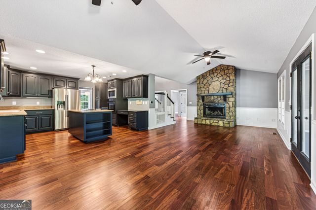 1070 Cannon Bridge Road, Demorest, GA 30535