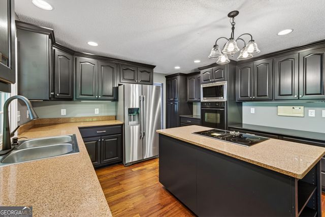 1070 Cannon Bridge Road, Demorest, GA 30535