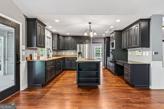 1070 Cannon Bridge Road, Demorest, GA 30535