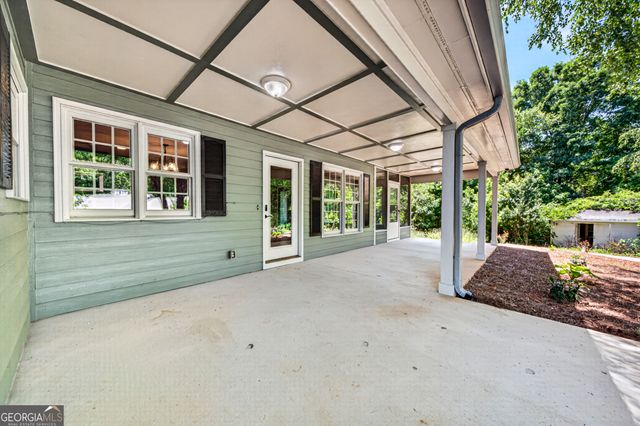 1070 Cannon Bridge Road, Demorest, GA 30535