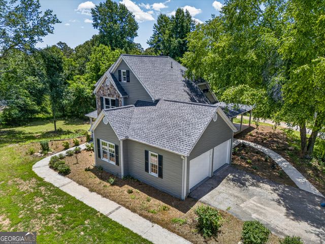 1070 Cannon Bridge Road, Demorest, GA 30535