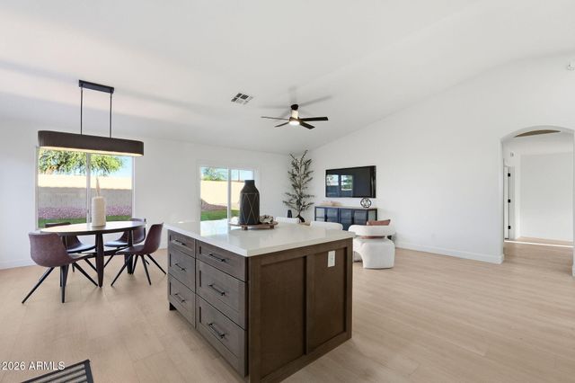 16601 N 23RD Place, Phoenix, AZ 85022