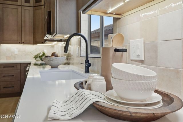 16601 N 23RD Place, Phoenix, AZ 85022
