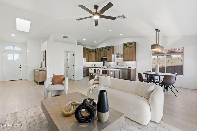 16601 N 23RD Place, Phoenix, AZ 85022