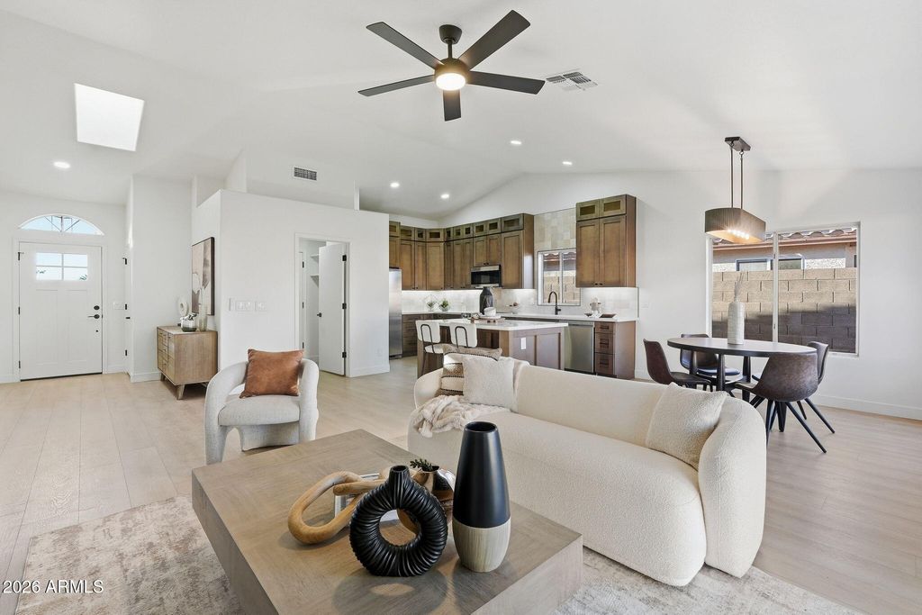 16601 N 23RD Place, Phoenix, AZ 85022