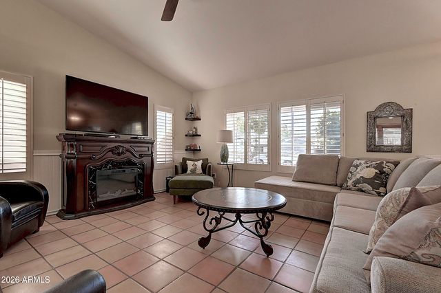 6914 E BEVERLY Lane, Scottsdale, AZ 85254