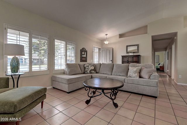 6914 E BEVERLY Lane, Scottsdale, AZ 85254