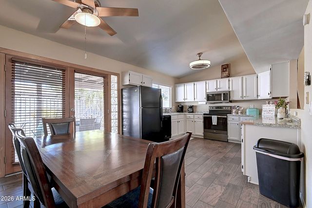 6914 E BEVERLY Lane, Scottsdale, AZ 85254