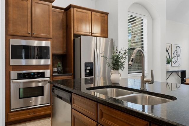 1412 Rimstone DR, Cedar Park, TX 78613