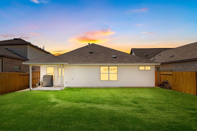 204 Backstays LOOP, Kyle, TX 78640