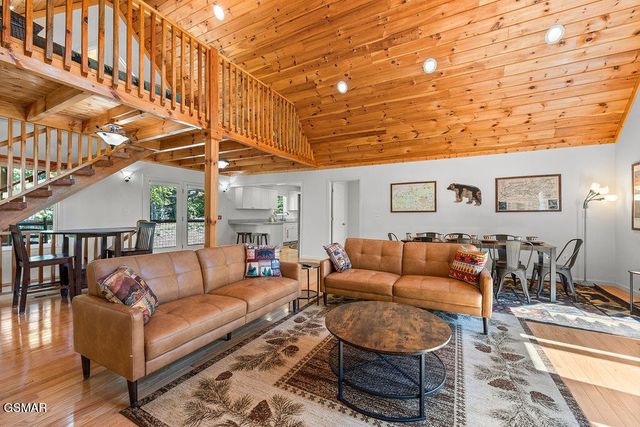 5042 Settlers View Lane, Sevierville, TN 37862