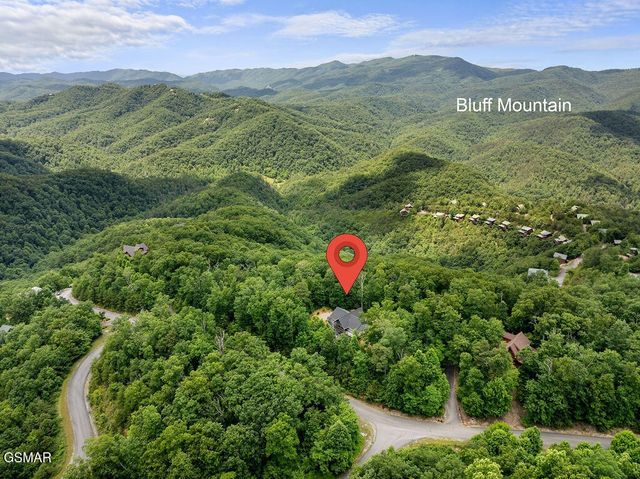 5042 Settlers View Lane, Sevierville, TN 37862