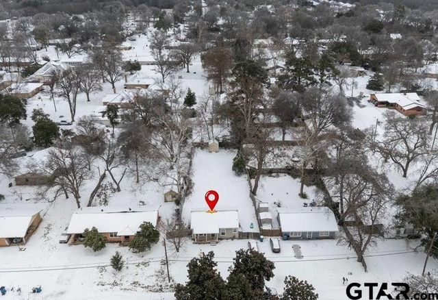 506 Ferguson St, Lindale, TX 75771