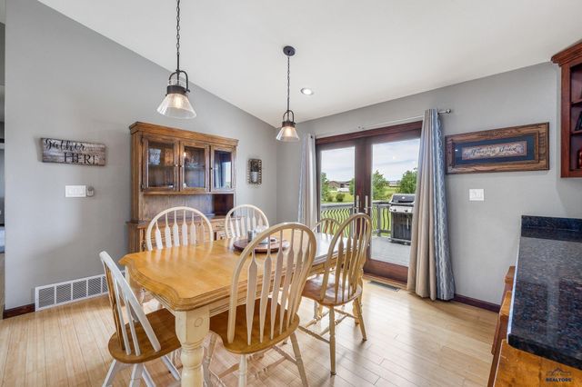 16729 WILLOW WOOD RD, Piedmont, SD 57769