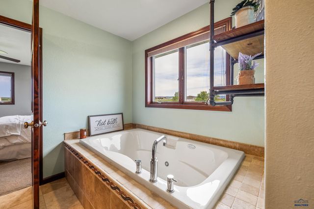 16729 WILLOW WOOD RD, Piedmont, SD 57769