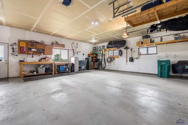 16729 WILLOW WOOD RD, Piedmont, SD 57769