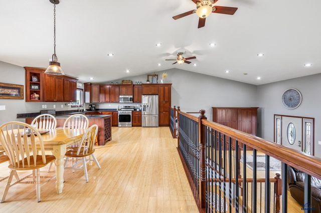 16729 WILLOW WOOD RD, Piedmont, SD 57769