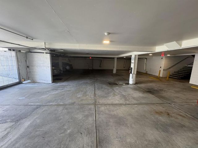 4933 Voltaire St 2, San Diego, CA 92107