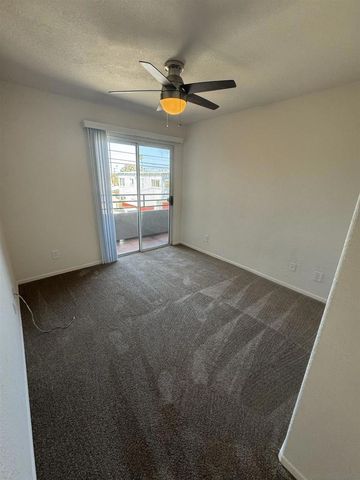 4933 Voltaire St 2, San Diego, CA 92107