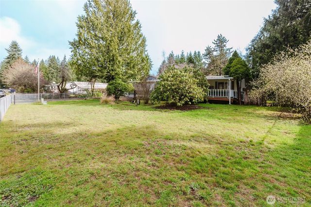 120 NE Larson Lake Lane, Belfair, WA 98528