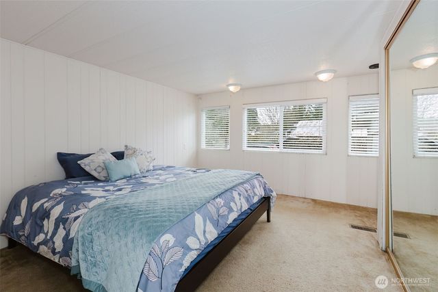 120 NE Larson Lake Lane, Belfair, WA 98528