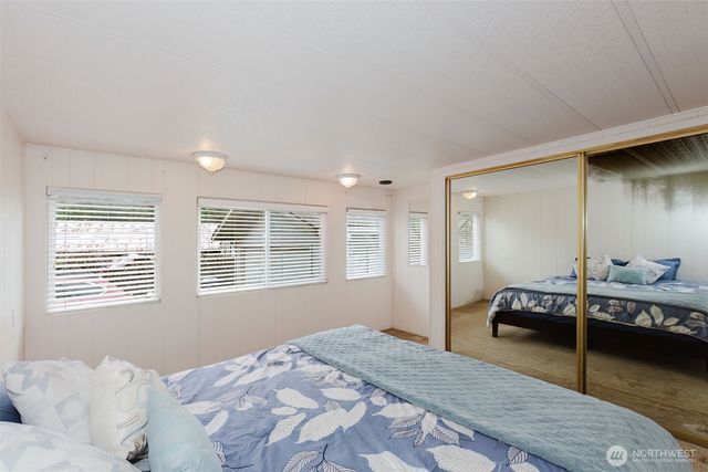 120 NE Larson Lake Lane, Belfair, WA 98528