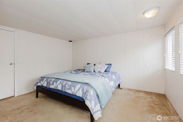 120 NE Larson Lake Lane, Belfair, WA 98528