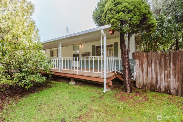 120 NE Larson Lake Lane, Belfair, WA 98528